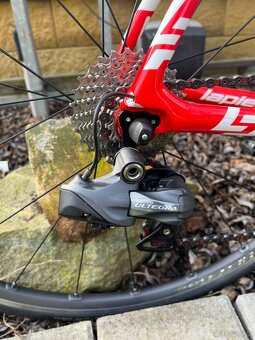 Silniční kolo Lapierre Sensium Carbon edice FDJ 56cm (L) Di2 - 9