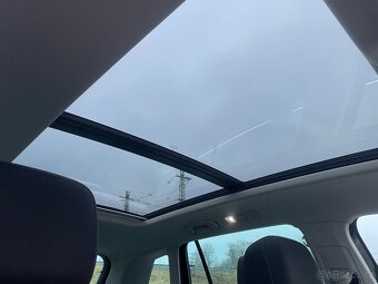 VOLKSWAGEN TIGUAN 1.4TSI 110KW 2018 NEBOURANÝ - 9
