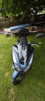 Skútr Honda pcx - 9