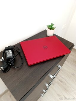 Krásný notebook Dell Inspiron 5558 - 9