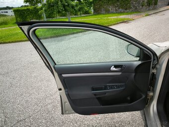 VW GOLF VARIANT VI 1.6 TDI 77kw, r.v. 2011, DOBRÝ STAV - 9