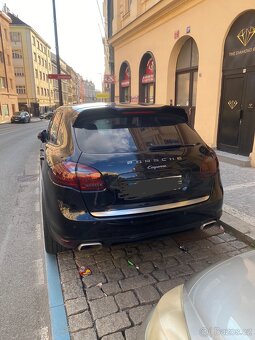 Porsche Cayenne - 9
