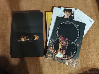 BTS alba, plakáty a další - 9