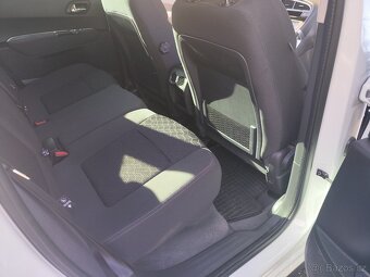 Prodám Peugeot 3008 - 9