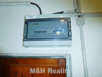 Pronájem prostoru o výměře 40 m2  v 1.PP haly - 9