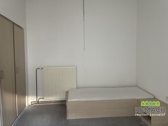 Pronájem, Rodinné domy, 180 m2 - Staré Město, ev.č. 02874 - 9