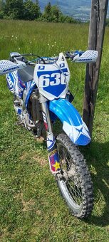 Yamaha YZ 250-F - 9