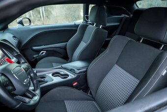 DODGE CHALLENGER R/T 5.7 V8 2023/3 28800km - 9