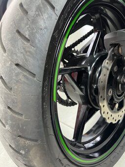 KAWASAKI NINJA 400 - 9