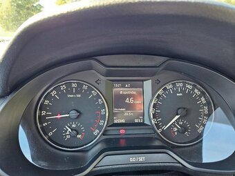 Škoda Octavia 3 combi Greenline 81kW 1,6 Tdi+sada z.kol - 9