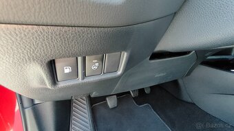 C-HR 1.2 1, majitelka, servis TOYOTA.. - 9