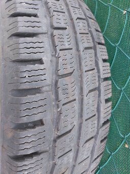 zimní pneumatiky Kumho WinTer PorTran CW51 225/75 R16 - 9