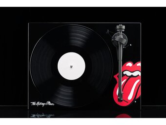 Gramo Pro-Ject Rolling Stones Recordplayer OM10 Black rarita - 9