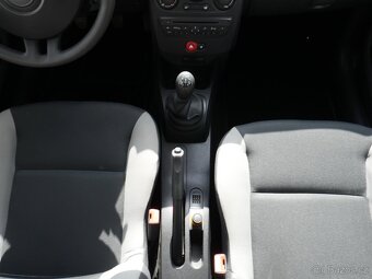 Renault Clio 1.2 i , 55 kW benzín, 2010 - 9