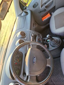 Ford Fiesta 2003 - 9
