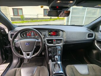 Volvo V40 - 9
