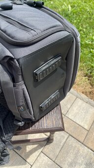 Fotobatoh Vanguard Skyborne 49, pro DSLR + notebook - 9