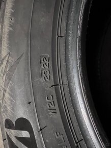 Zimní Bridgestone 215/65 R17 - 9