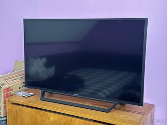 Sony Bravia KDL-40WD650 – 40” - 9