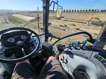 New Holland T4.75 - 9