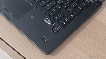12,5" ultrabook Dell Latitude 7250 Core-i5,SSD,nová baterie - 9