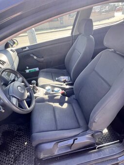 Volkswagen Golf 5 1.4i - 9