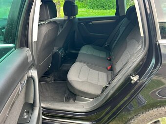 VW PASSAT B7 r.10/2014 2.0TDI 198 000km DSG NAVIG. 103kw - 9