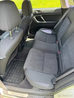 Subaru legacy Outback 2.5i 121kw ,4x4 - 9