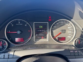 Prodám Audi A4 combi 2,0 nafta 103 KW rv 08 automat - 9