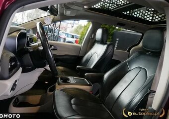 Chrysler Pacifica Combi - 9