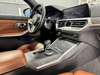 BMW Rad 3 Touring 320d xDrive M-SPORT - 9