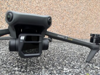 DJI Mavic 3 Cine Premium Combo - 9
