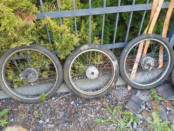 Brzdovy štít jawa - 9