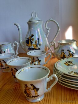 Perleťový porcelánový servis - 9