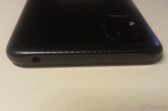 Xiaomi Redmi 9C NFC - TOP STAV - 9