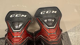 BRUSLE CCM JETSPEED FT2 vel. 45/9,5 EE - 9