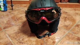 dětský lyžařský set - lyže, lyžáky, hůlky, helma, brýle - 9