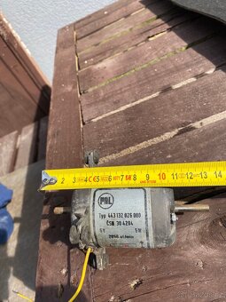 Prodam spinac starteru mororrek steracu a ventilatoru Liaz - 9