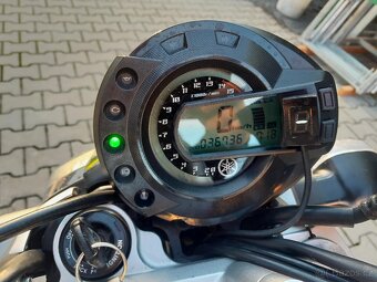 Yamaha fz6n - 9