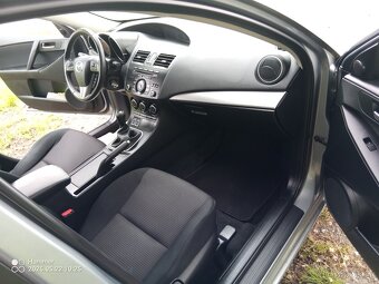 Mazda 3 1.6 benzín 64.000 km 2013 - 9