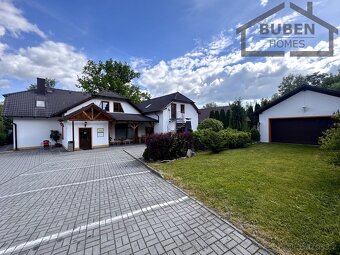 Penzion se skladem, dvougaráží, dětským hřištěm a parkovací - 9