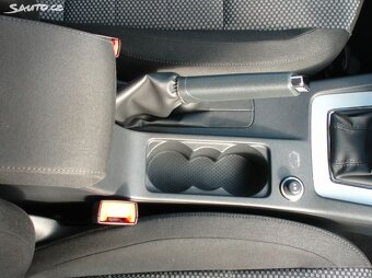Škoda Octavia 1,2Tsi Kombi, PDC,tempomat,nové rozvody,servis - 9