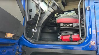 Volvo FH460 6x2 - valník s hydraulickou rukou HIAB - 9