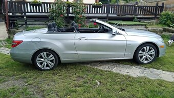 mercedes E-class cabrio 2012 350i 225kw - 9