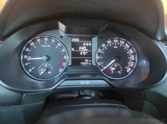 Prodám Škoda Octavia III 1,6 TDI rv.2014 najeto 170000km - 9