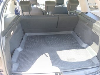 Dacia Duster 1.5 dCi, 4x4, první majitel, možný odpočet DPH - 9