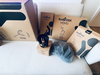 Babyzen YoYo kočárek držák na láhev cestovní opěrka černý - 9