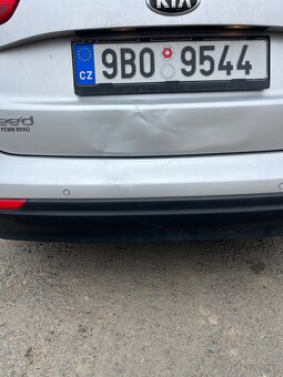 Kia Ceed - 9