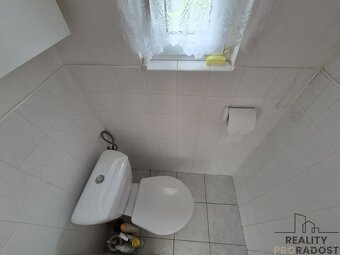Prodej rodiného domu 2+1 se dvorem a zahrádkou v Podivíně - 9