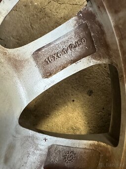 Prodám použitou letní sadu Mazda 5x114,3 205/60/16 - 9